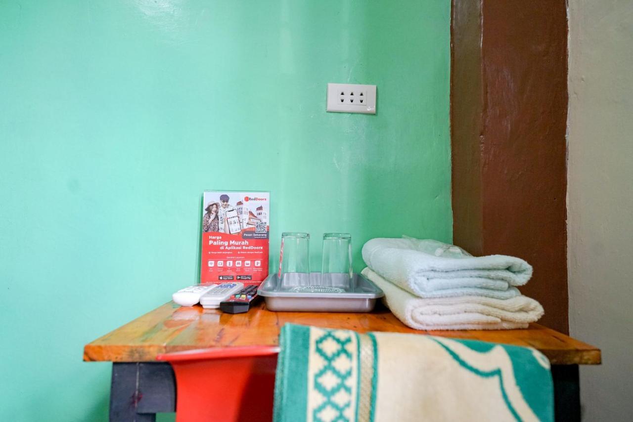 Reddoorz Syariah Near Bukit Teletubbies Padangsidempuan Hotel Exterior foto